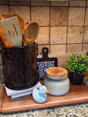 Southern Living at Home  Utensil Holder